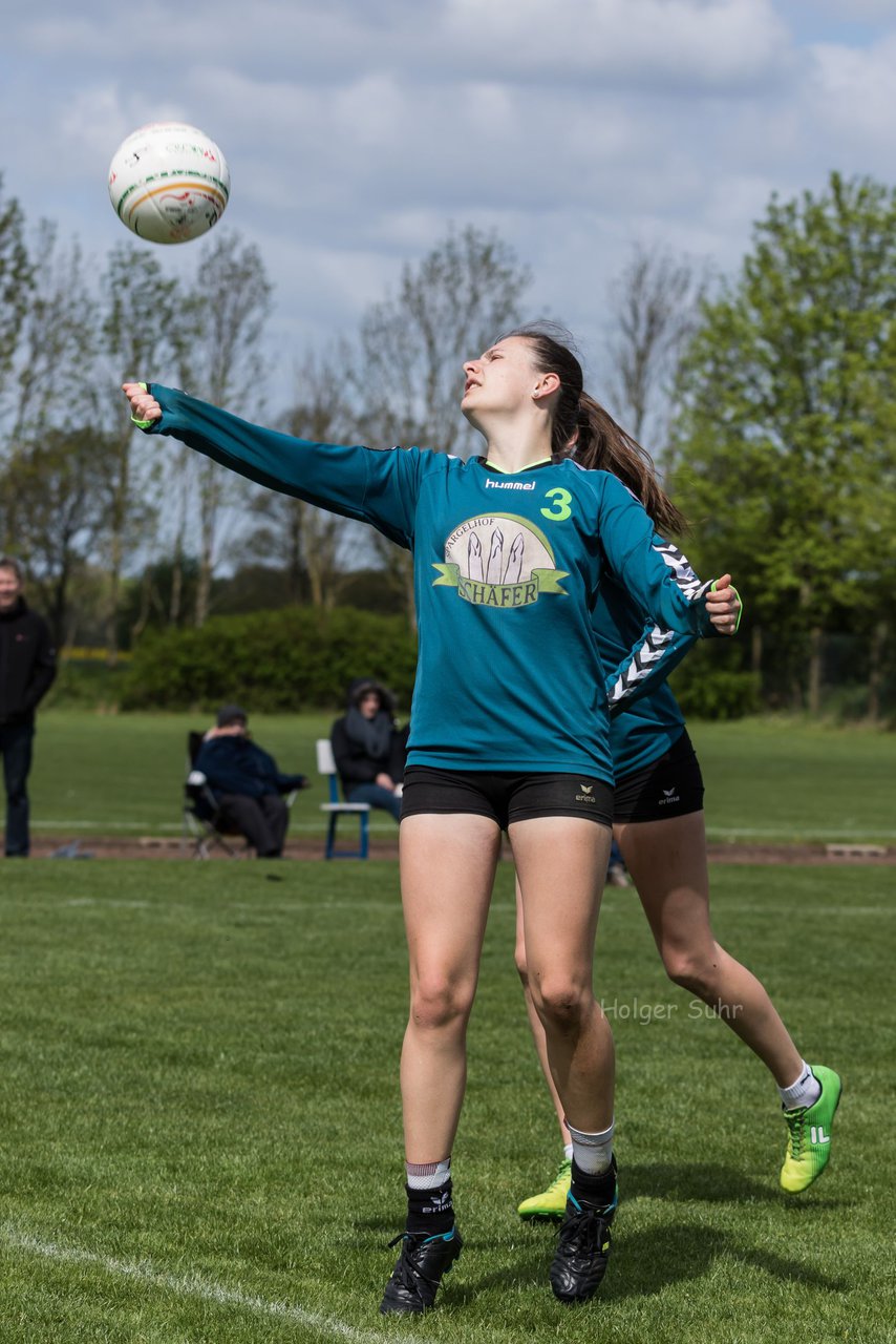 Bild 120 - Faustball Frauen Wiemersdorf